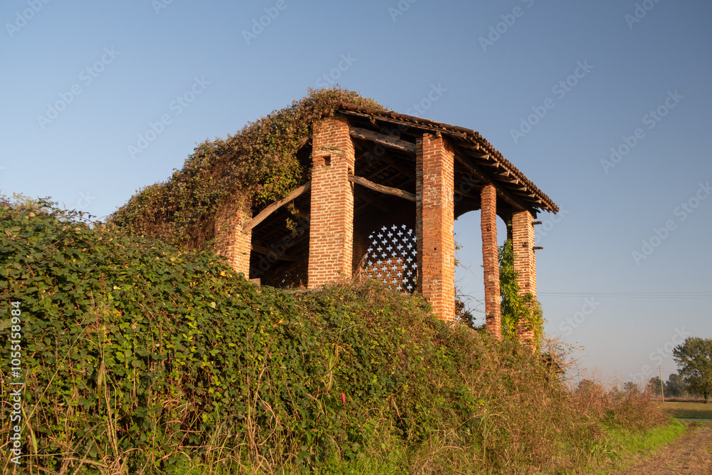 GPS INSIDE Po Valley fields field landscape panorama