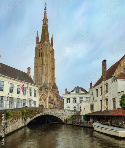 Obraz na płótnie Church of Our Lady in Bruges Belgium w salonie