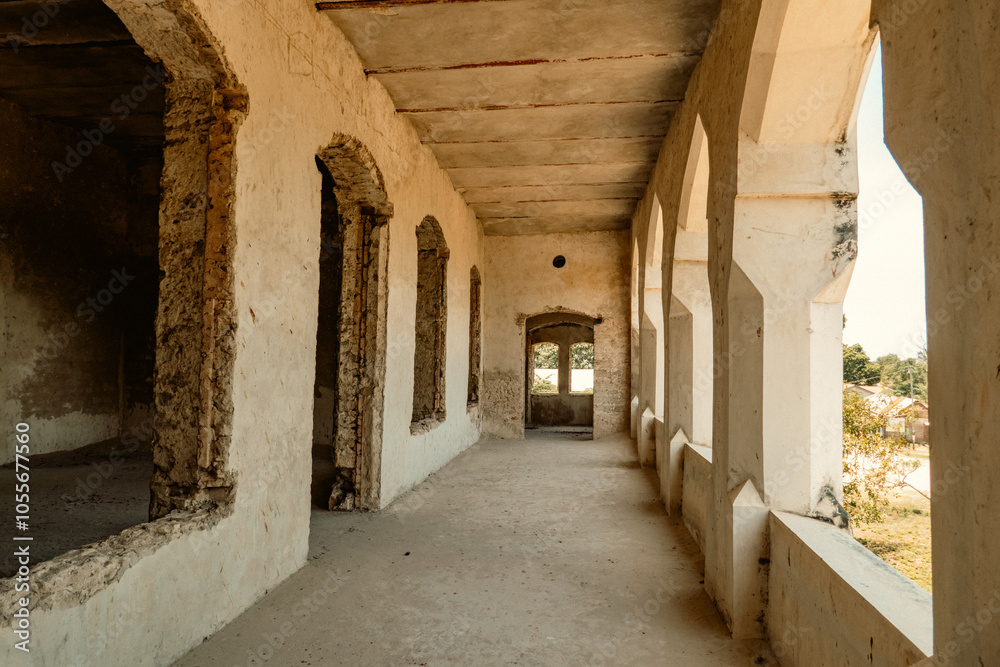 Obraz premium The architecture on the Old German Boma - A historical German colonial building in Old Stone Town in Bagamoyo, Tanzania 