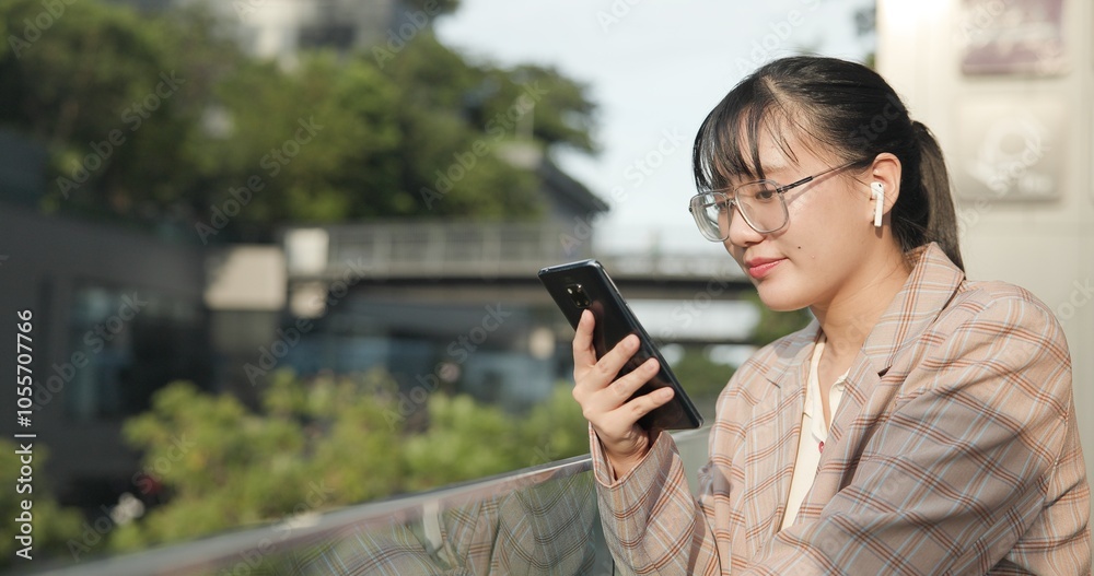 Asian teenage woman using smartphone to shop online. Women make financial transactions, transfer money via bank apps, order products. Businesswoman chatting on mobile phone. communication technology Asian teenage woman using smartphone to shop online. Women make financial transactions, transfer money via bank apps, order products. Businesswoman chatting on mobile phone. communication technology