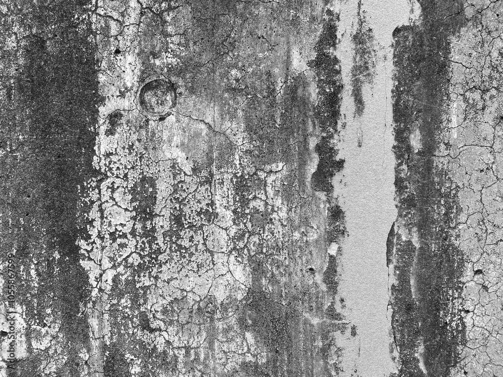 Fototapeta premium 劣化したコンクリート壁。建築後50年以上過ぎた建物。補修の痕跡。