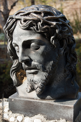 statue of the face of Christ