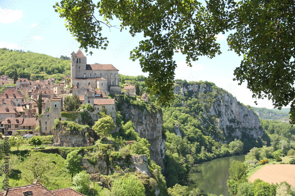 Fototapeta premium Saint-Cirq-Lapopie village in Lot Department Occitania Midi-Pyrénées South-Western France 