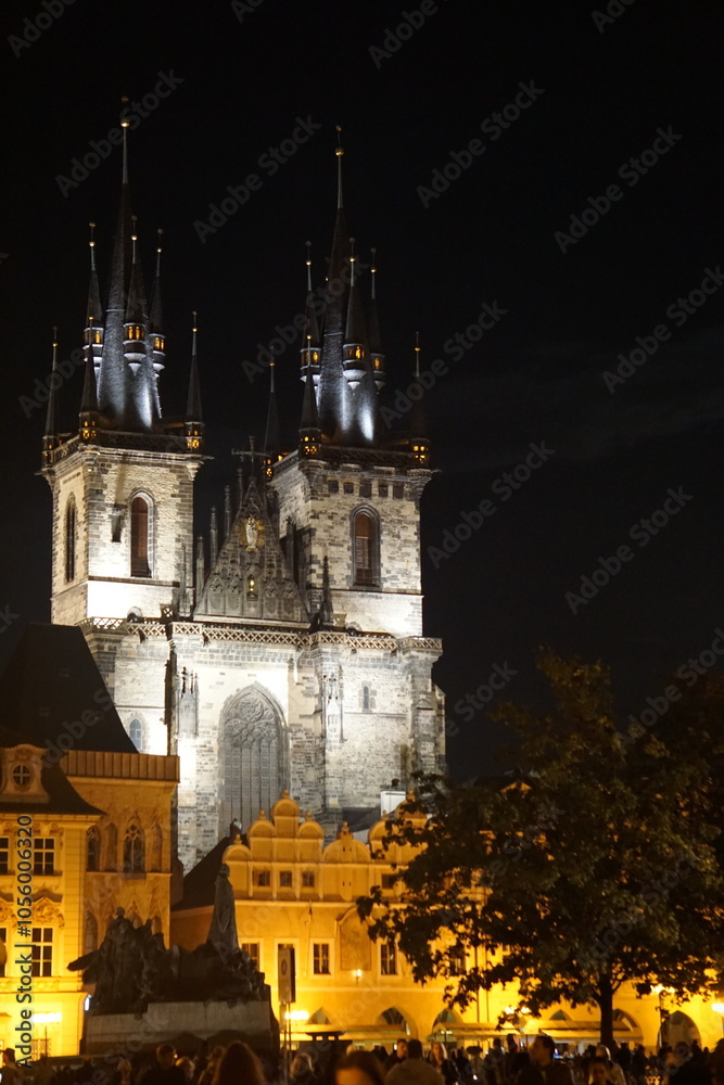 Fototapeta premium Old Town Square during night