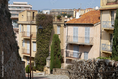 Fototapeta Naklejka Na Ścianę i Meble -  View of the streets of The Suquet, the old town of Cannes. France.