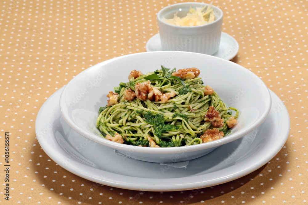 Capellini with Pesto Sauce and Walnuts Capellini with Pesto Sauce and Walnuts