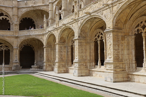 Cloître du monastère des Hiéronymites, Mosteiro dos Jerónimos, ville de Lisbonne, Portugal