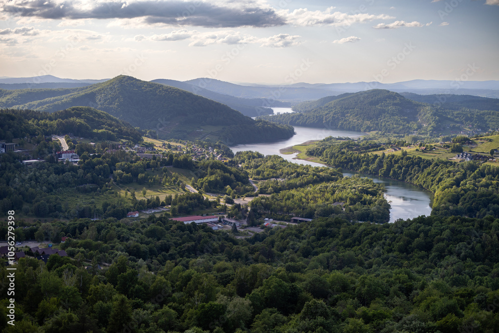 Naklejka premium mountain lake landscape
