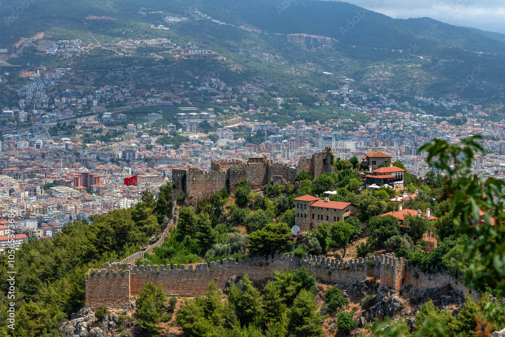 Naklejka premium Medieval Ottoman fortress on top of a mountain in the Turkish city of Alanya