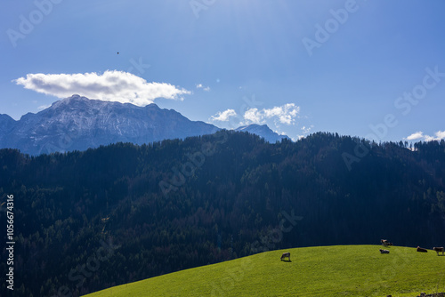 Obraz na płótnie Autumn trekking in Alta Badia w salonie