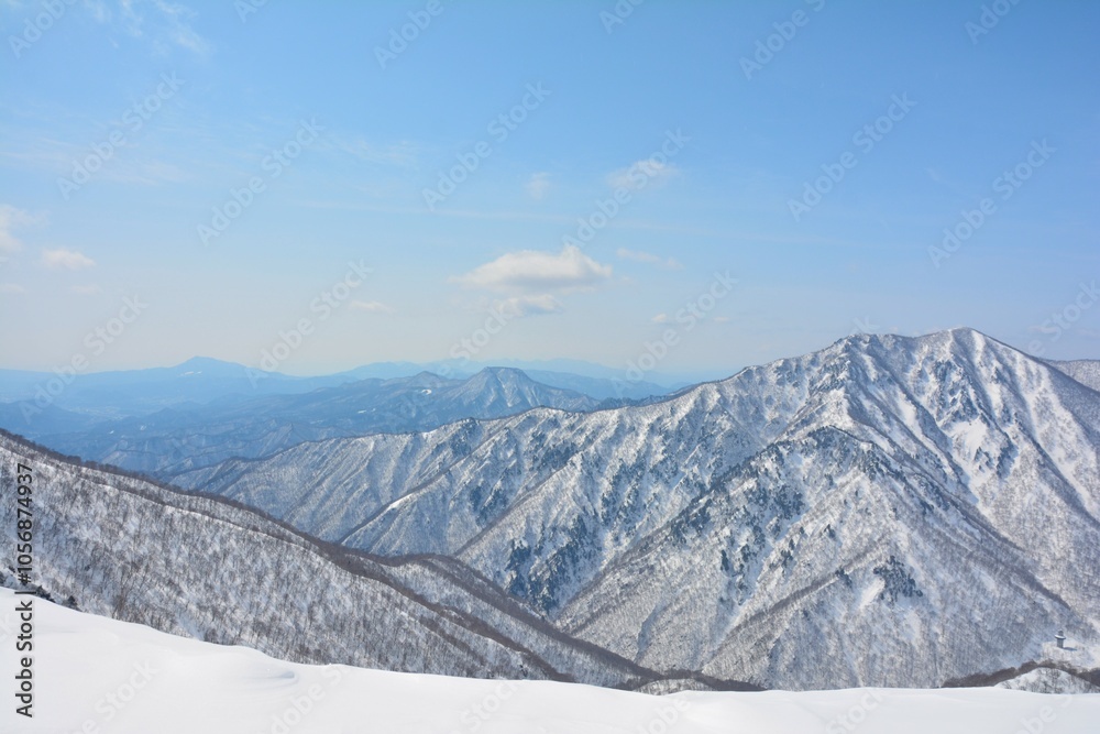 Obraz premium 冬の谷川岳から見た景色