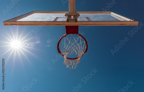 Basketballcourt in der Türkei am Strand