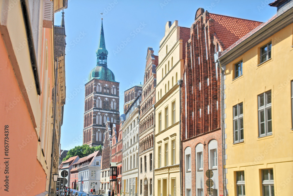 Obraz premium Gothic St. Nicholas Church the oldest church of the Hanseatic city of Stralsund in Germany