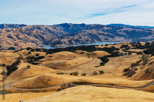 Tableau sur toile Aerial scenic view of Calaveras Reservoir in California surrounded by golden, ro