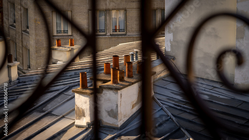Fototapeta Naklejka Na Ścianę i Meble -  Apartment buildings and other architecture in Paris, France