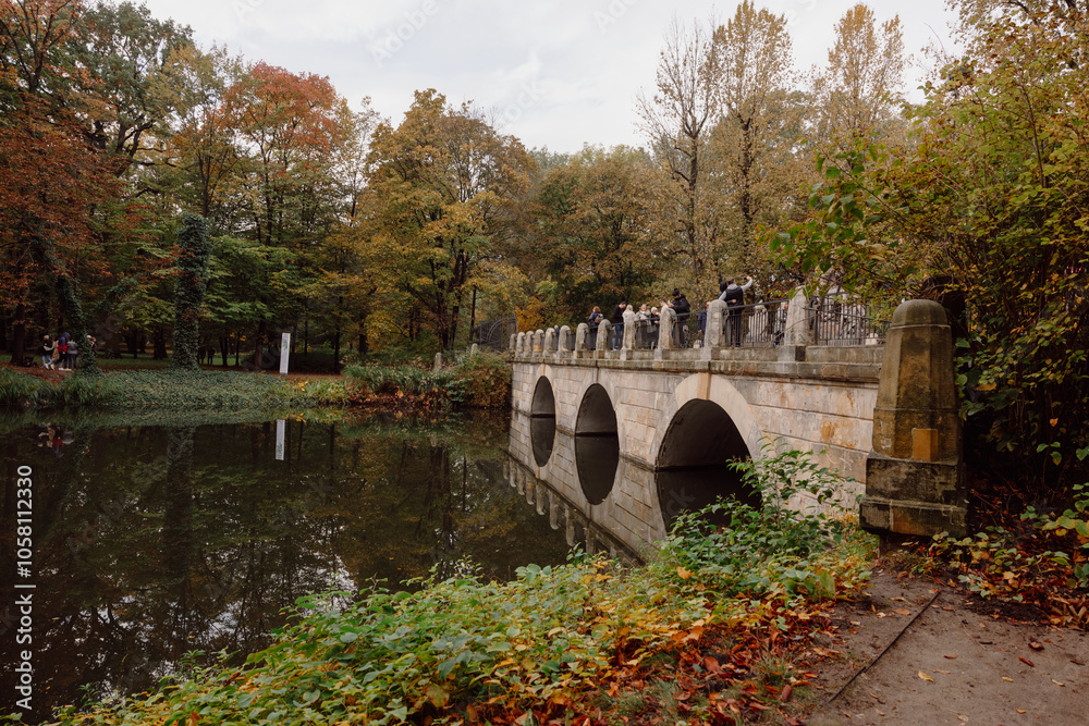 Fototapeta premium Lazienki Park Warszawa autumn