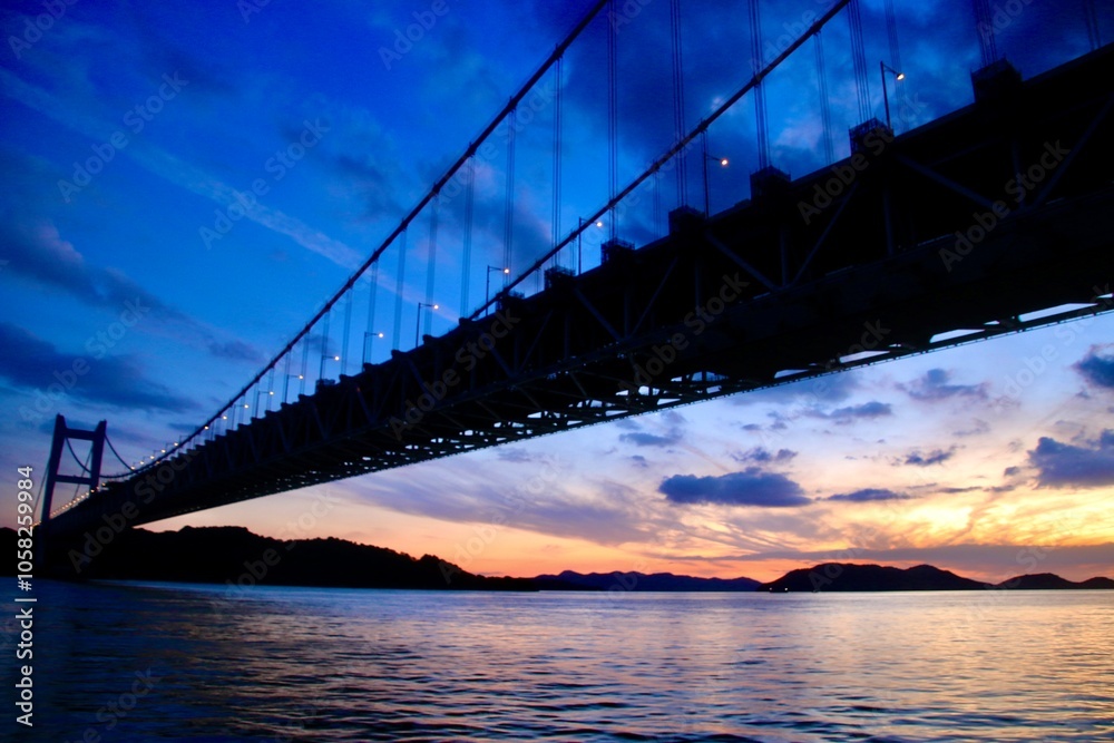 瀬戸大橋・下津井瀬戸大橋・夕方(岡山県・倉敷市) 瀬戸大橋・下津井瀬戸大橋・夕方(岡山県・倉敷市)