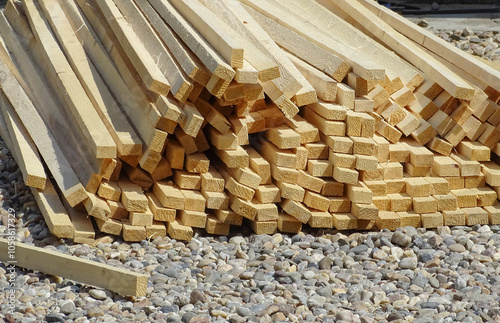 Фотография Pieces of wooden lath used in the roof of the house
