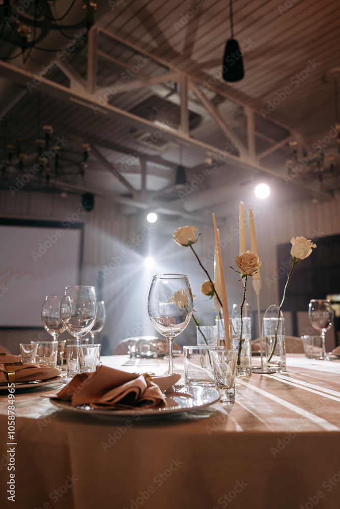 table setting in restaurant