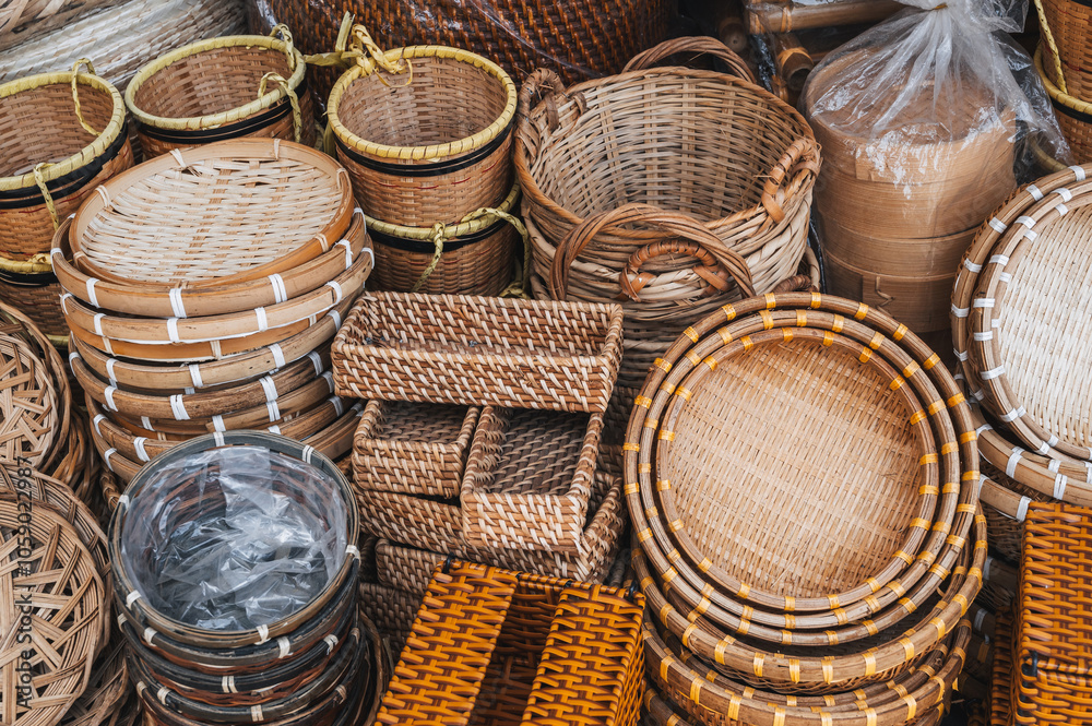 there are many hand-woven bamboo baskets on the market in Asia. there are many hand-woven bamboo baskets on the market in Asia.