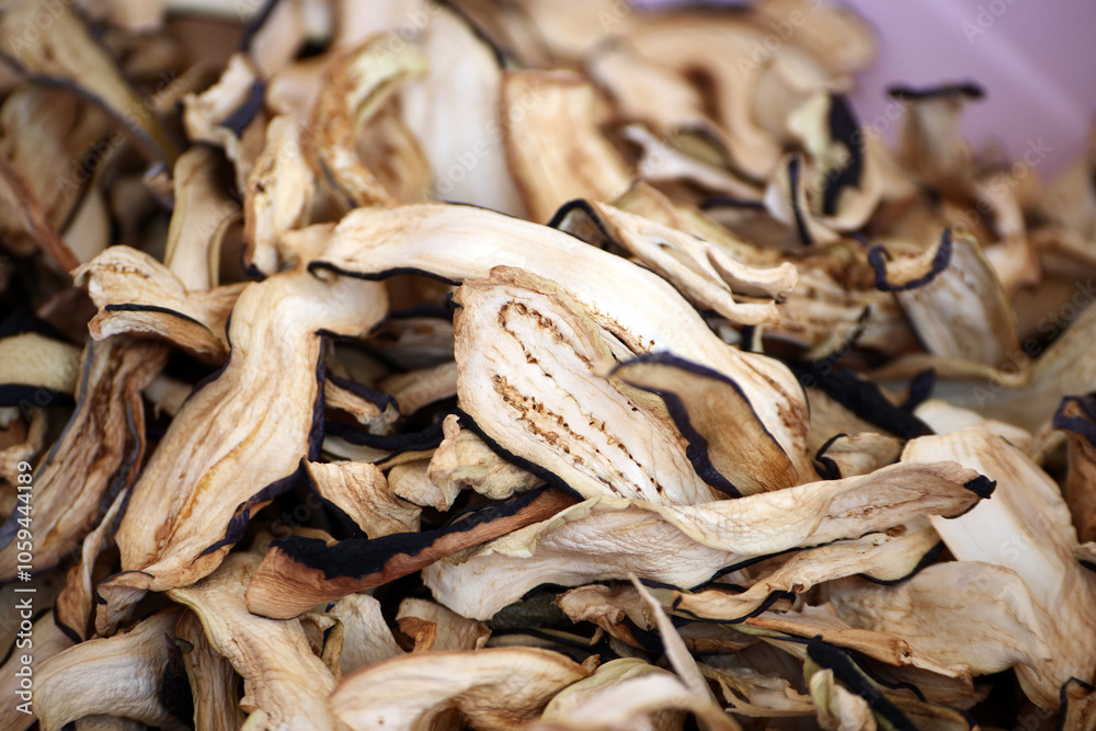 dried eggplant from dried vegetables, sun dried eggplant slices