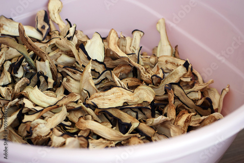 dried eggplant from dried vegetables, sun dried eggplant slices