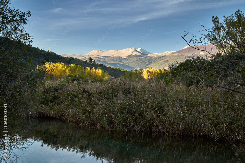 Φωτογραφία Autunno sul Fiume Tirino nel Parco Nazionale del Gran Sasso - Capestrano (AQ)