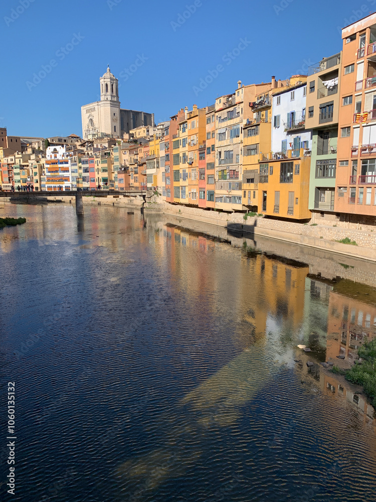 Fototapeta premium colorful houses at river Onyar in Girona, Catalonia, Spain