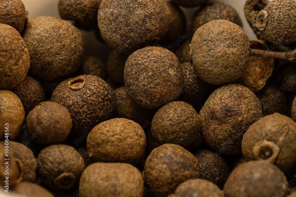 allspice close-up, pile of whole allspice, texture , macro. allspice close-up, pile of whole allspice, texture , macro.