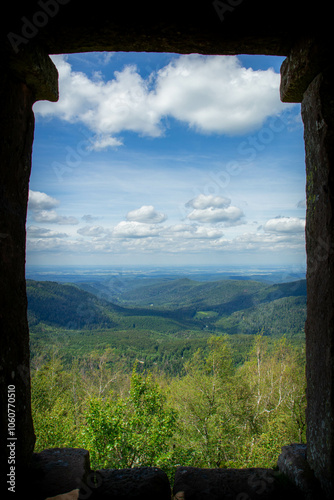 Vue sur la vallée depuis le Temple Musée du Donon