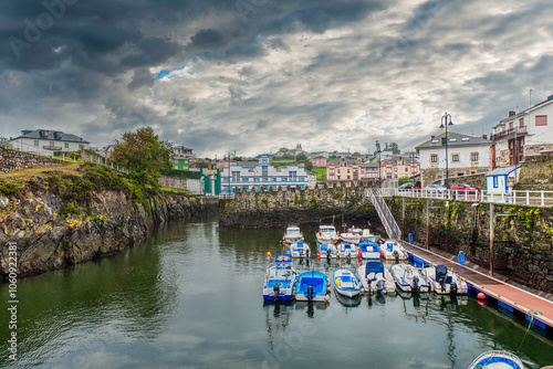 Tableau sur toile Navia is a municipality of the autonomous community of the Principality of Astur