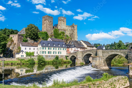 Burg Runkel im Landkreis Limburg-Weilburg in Hessen, Deutschland