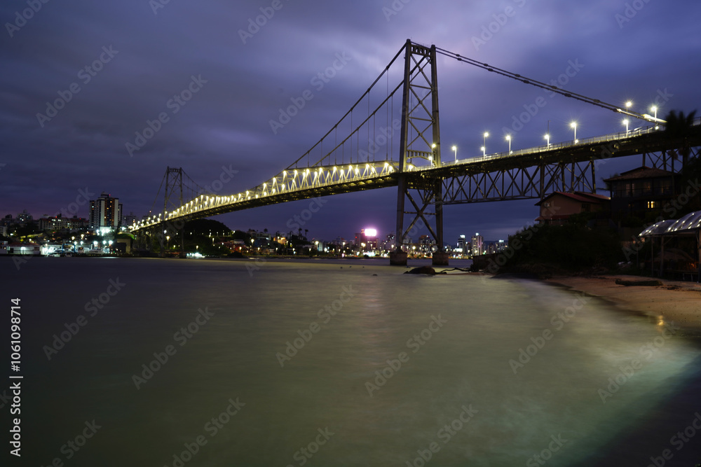 Naklejka premium Ponte Hercílio Luz Florianópolis - Foto Quadro