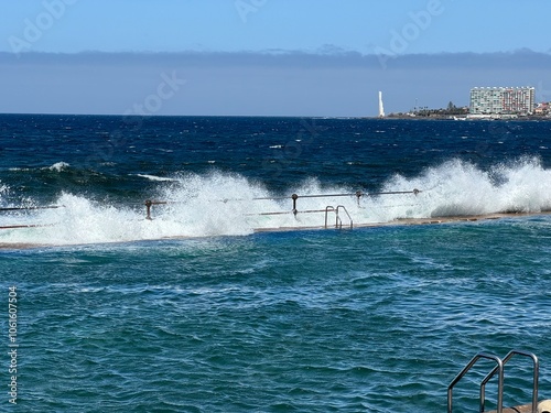 Piscine d'eau de mer photo