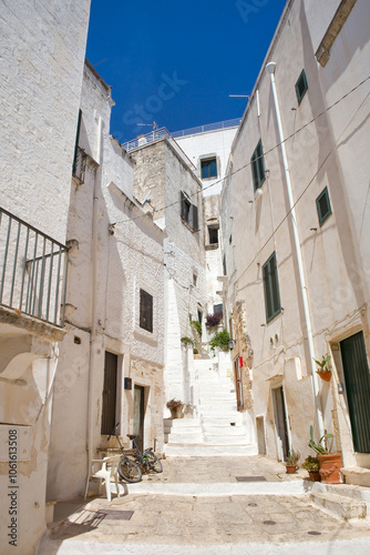 Obraz na płótnie Vintage white street of downtown in Ostuni, Italy w salonie