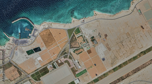 Obraz na płótnie Qatar, Al-Yasat Island from a bird's eye view in the Persian Gulf w salonie