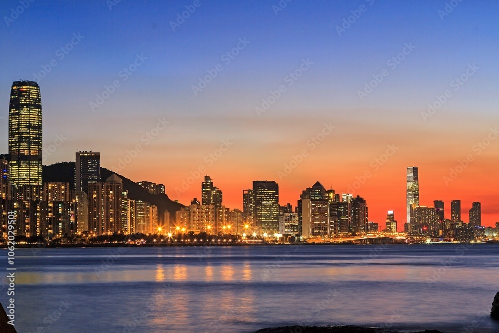 A Dazzling Hong Kong Skyline: A Panoramic View at Twilight A Dazzling Hong Kong Skyline: A Panoramic View at Twilight