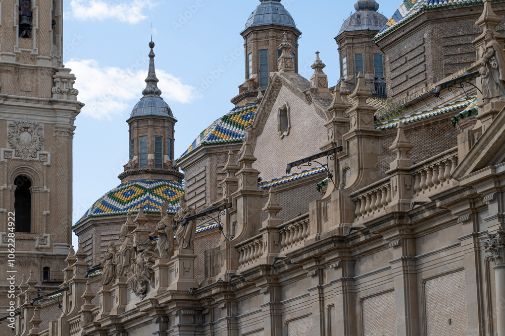 Fototapeta premium Baroque Facade of Basilica del Pilar, Zaragoza - Spanish Religious Icon