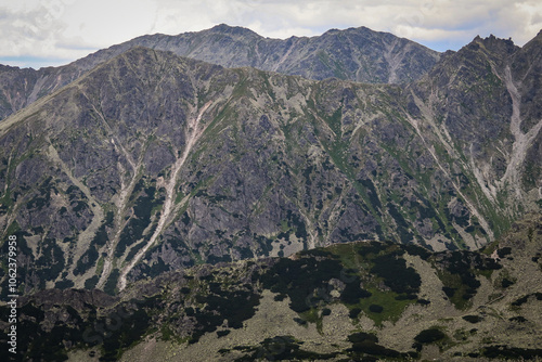 Fototapeta Naklejka Na Ścianę i Meble -  Peaks of the Tatra Mountains.