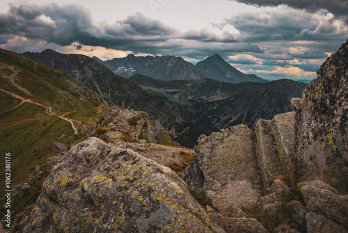 Fototapeta Naklejka Na Ścianę i Meble -  Peaks of the Tatra Mountains.