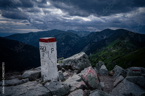 Fototapeta Naklejka Na Ścianę i Meble -  Peaks of the Tatra Mountains.