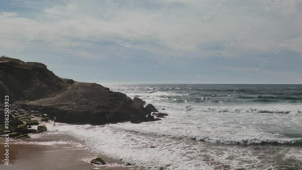 Experience a Stunningly Beautiful Coastal Landscape in SLOW MOTION Experience a Stunningly Beautiful Coastal Landscape in SLOW MOTION
