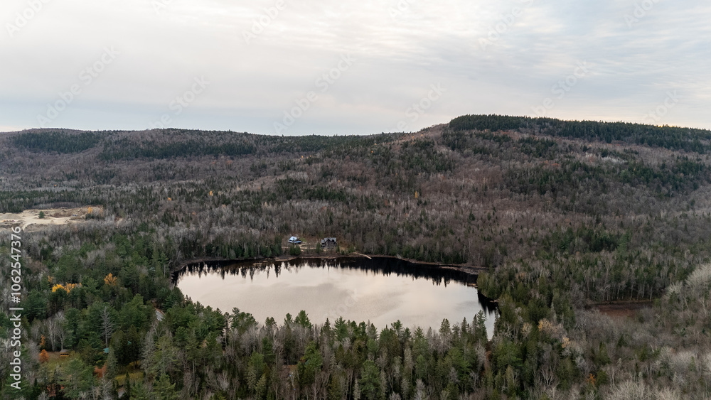 Fototapeta premium Le parc national de la Mauricie au Quebec Canada