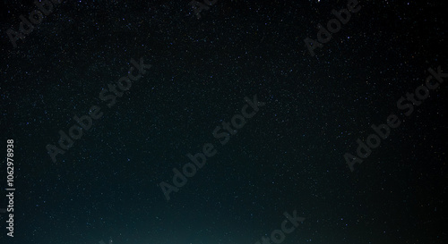 満天の星空 - 無数の星がきらめく夜空、冬のオリオン座