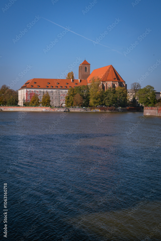 Obraz premium house on the river