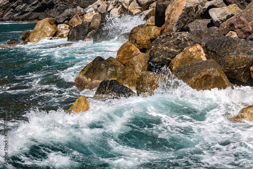 Fototapeta Naklejka Na Ścianę i Meble -  Waves on rocks in the sea