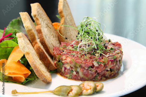 Billede på lærred Raw meat tartare for gourmets