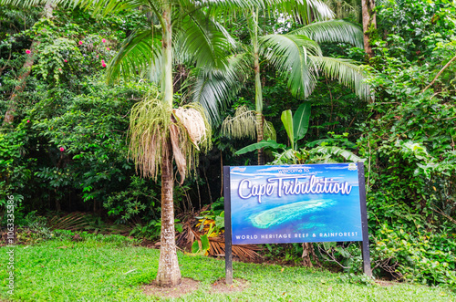 Obraz na płótnie Cape Tribulation welcome board in Daintree Rainforest, Queensland, Australia w salonie
