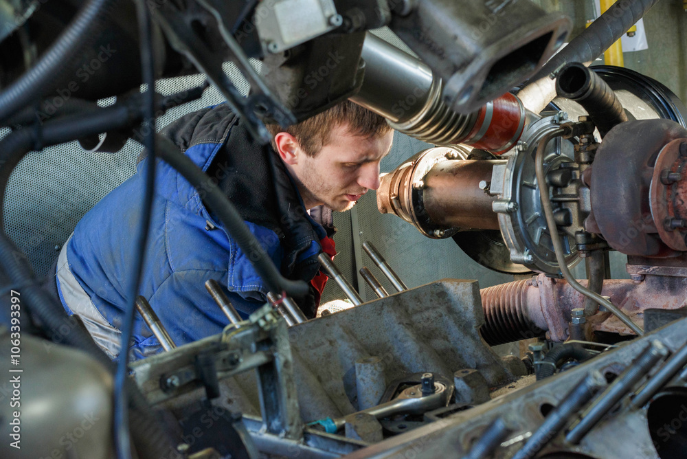 Repair of a diesel generator converted to gas.