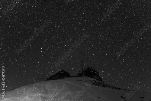 Nachthimmel über dem Hohen Sonnblick photo